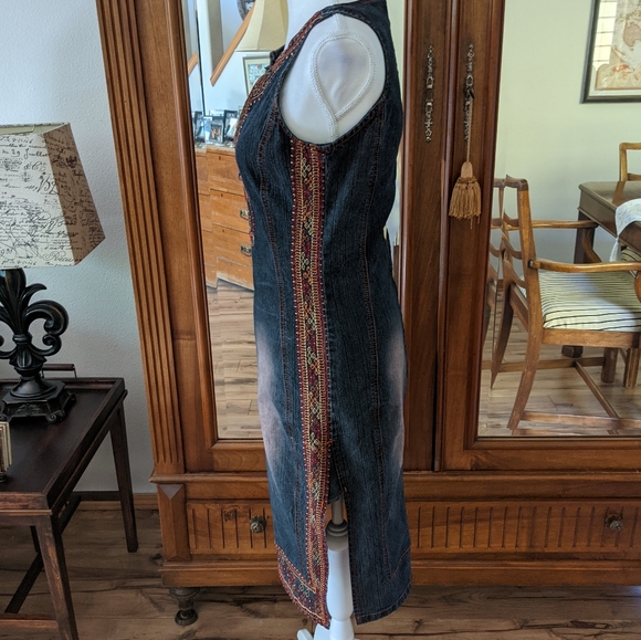 VINTAGE by JORDACHE Embroidered Denim Dress - Picture 2 of 13